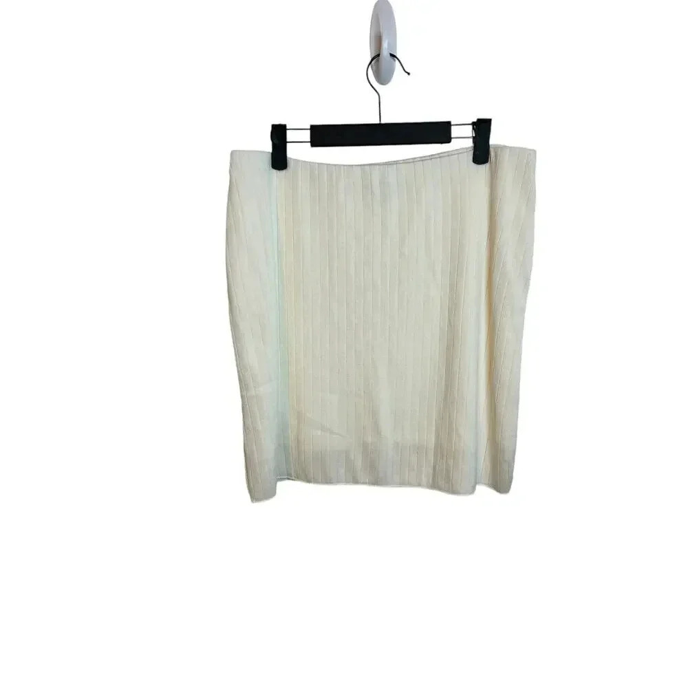 Nwt Forever 21+ Cream Jersey Knit Ribbed Skirt